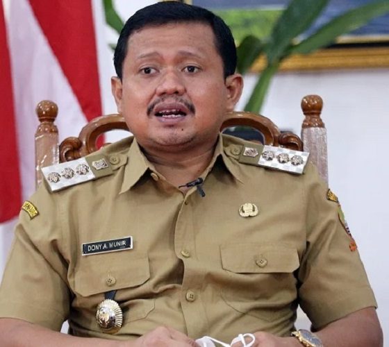 Bupati Sumedang, Dony Ahmad Munir
