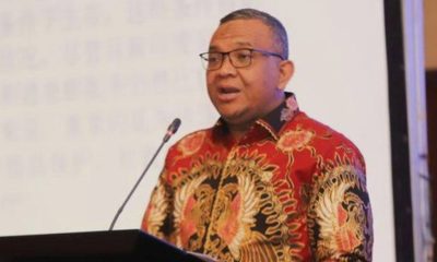 Wamenaker, Afriansyah Noor.