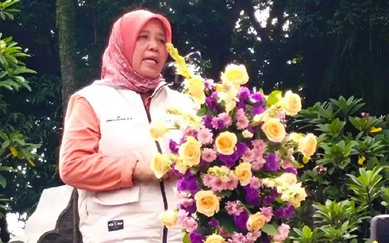 Kepala Disdik Purwakarta, Sadiyah