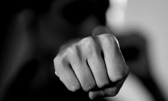 Ilustrasi kasus penganiayaan