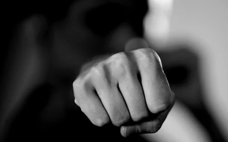 Ilustrasi kasus penganiayaan