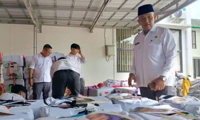 Pemeriksaan koper jemaah Haji Purwakarta