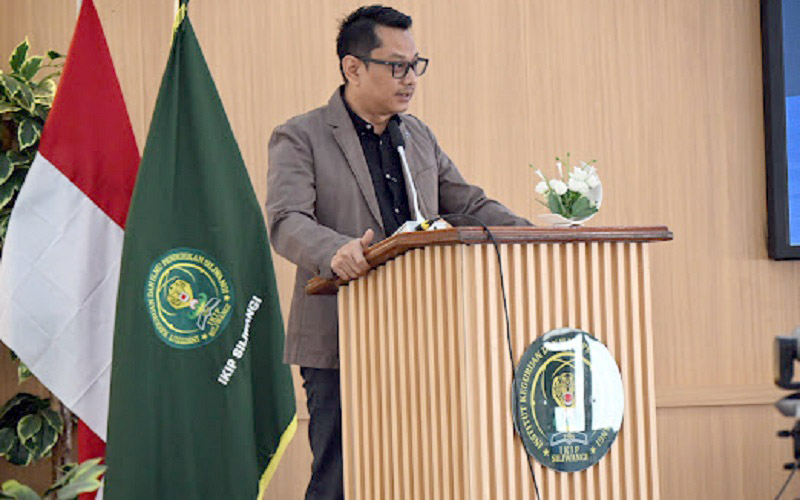 Ketua KPID Jawa Barat Adiyana Slamet