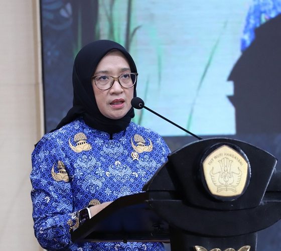 Menteri PAN-RB, Rini Widyantini
