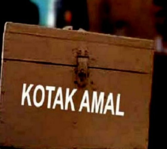 Ilustrasi pencurian kotak amal masjid