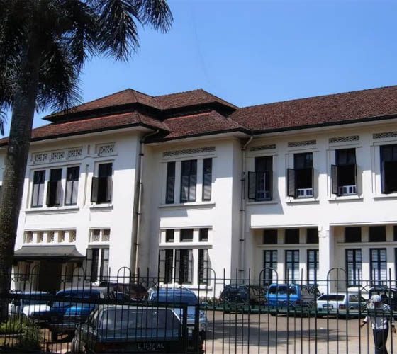 Sekolah di Jawa Barat