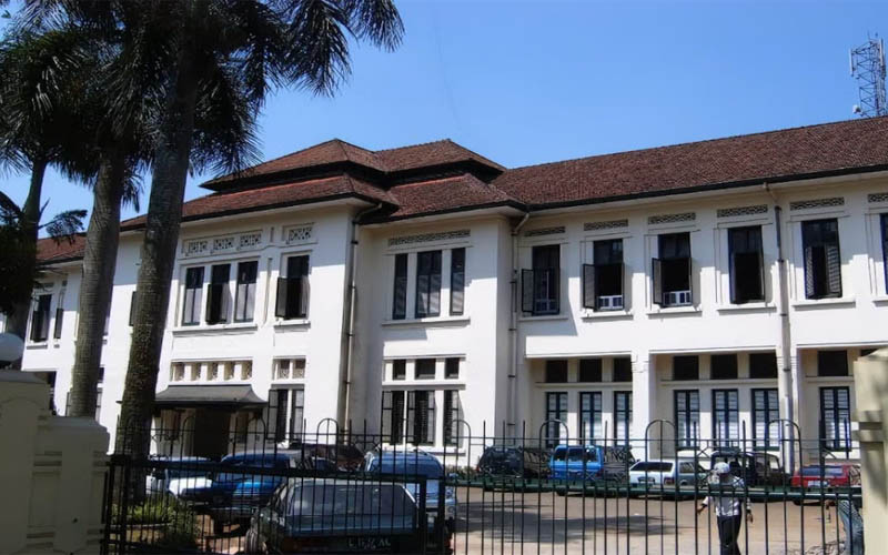 Sekolah di Jawa Barat
